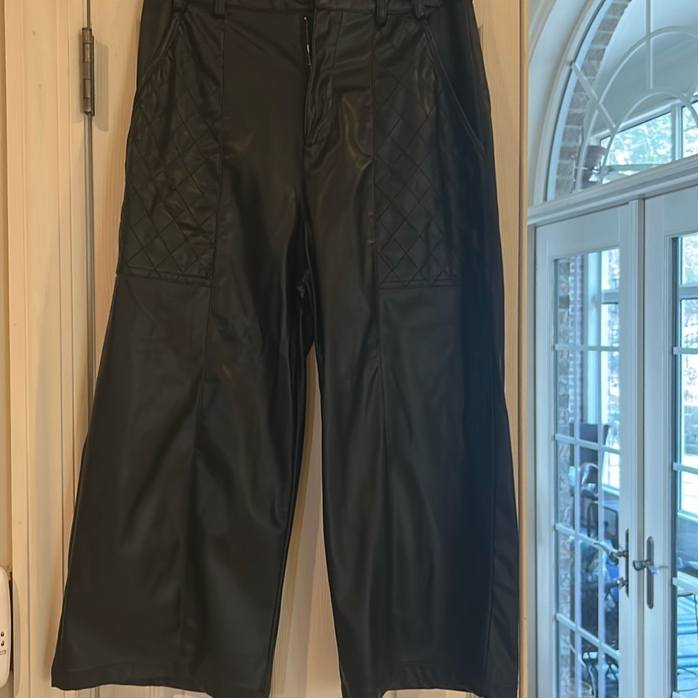 Cute ankle pants  from  Current air